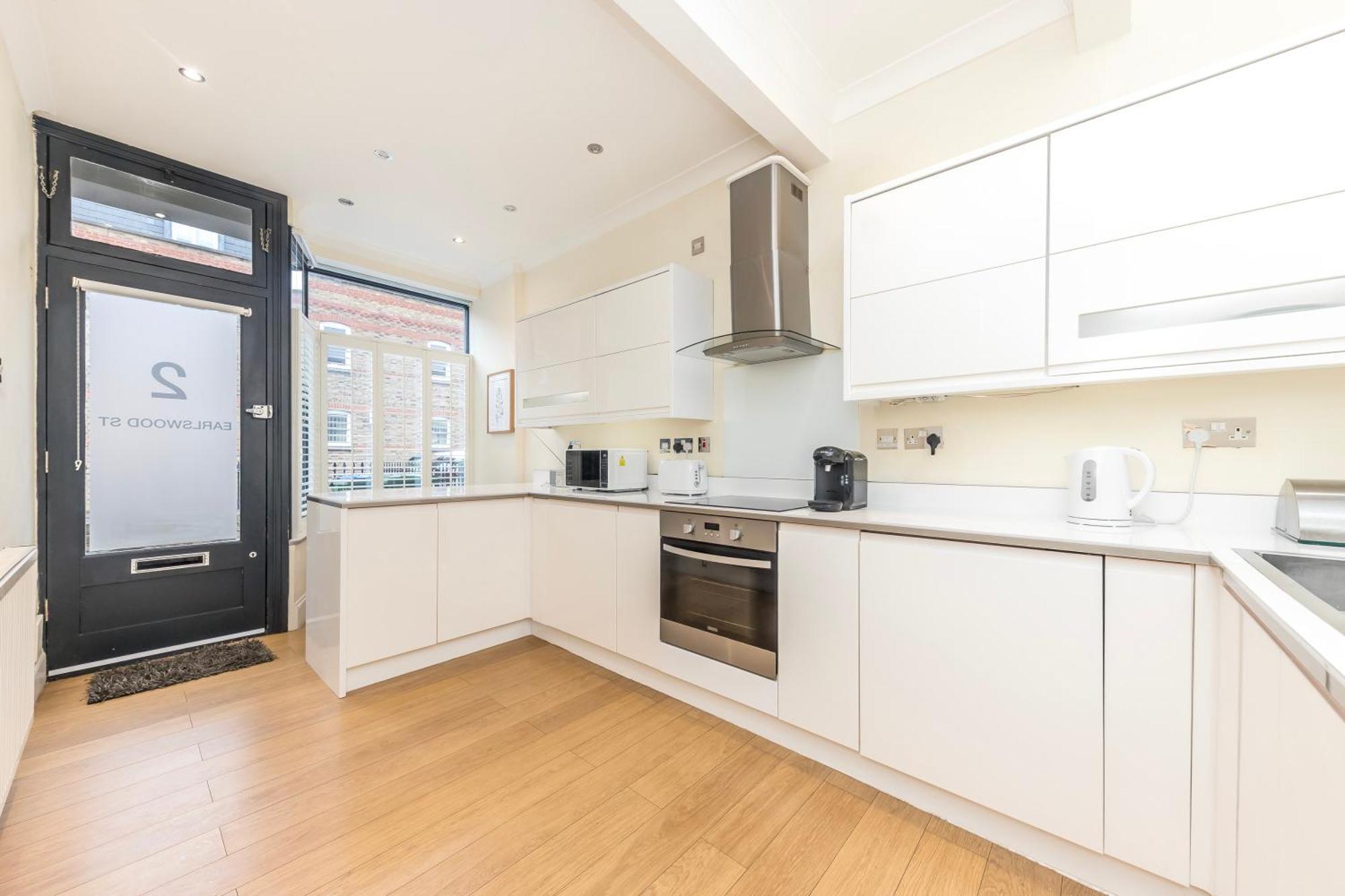 Stylish & Spacious 3 Bed Victorian House Sleeps Up To 7 - Near O2, Museums, Excel, Mazehill Station 12 Mins Direct Into London Bridge المظهر الخارجي الصورة